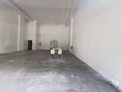 Hh @ Kallang (D13), Factory #541868181
